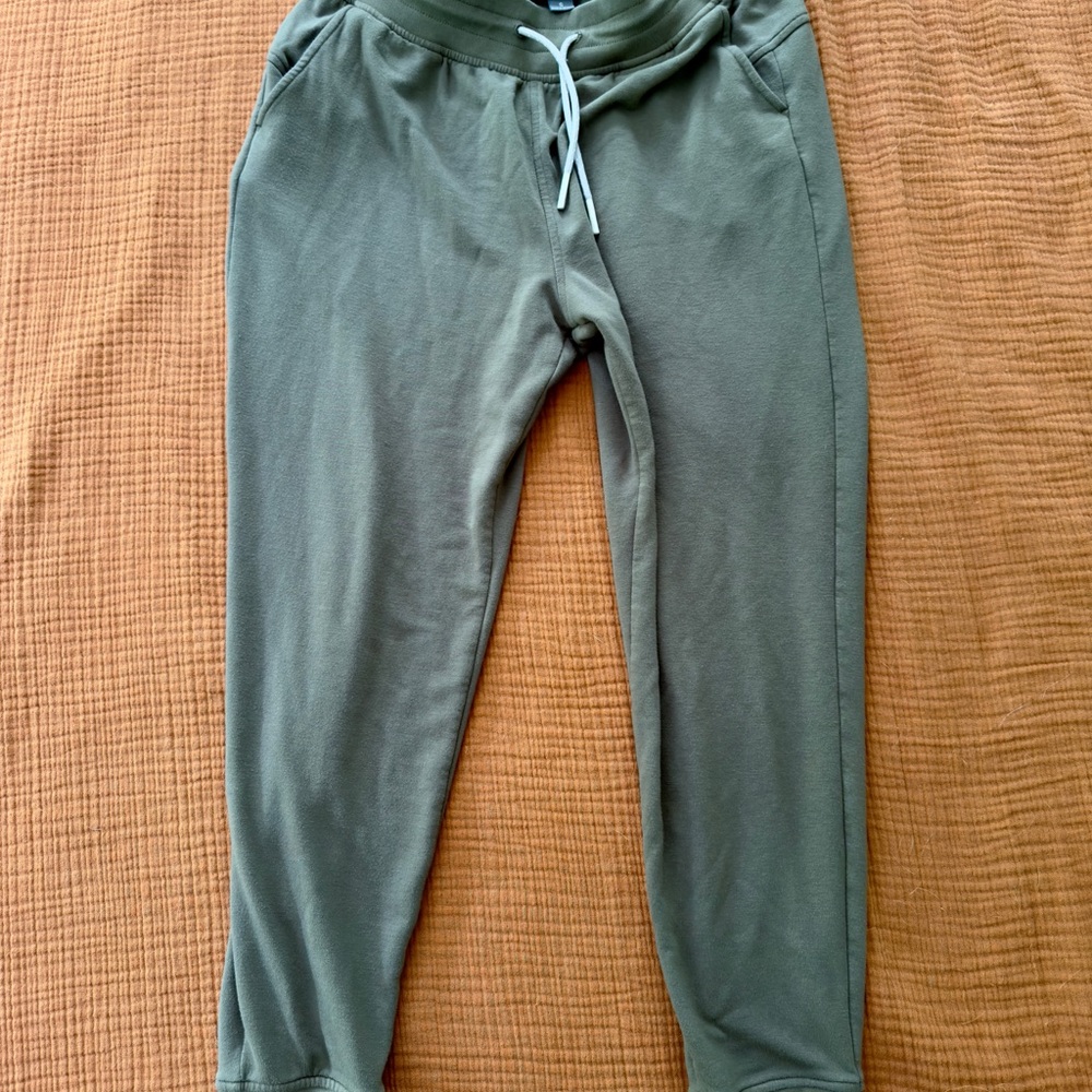 Free Fly Women’s Bamboo Lightweight Fleece Jogger Pants, size Small, Green
